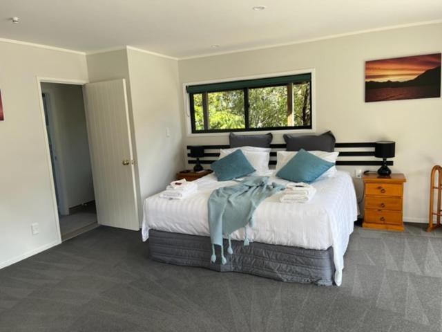 Treetops Cottage At The Castle Whitianga Exterior foto