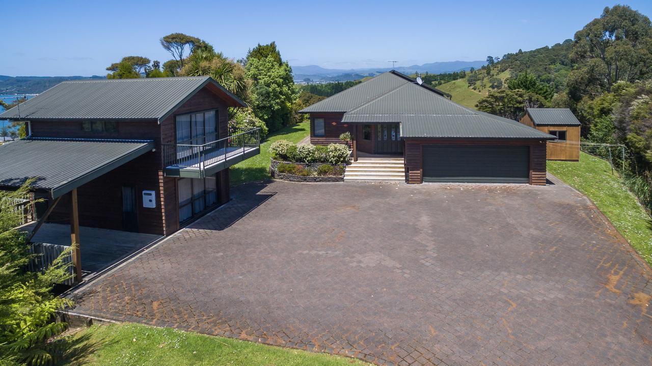 Treetops Cottage At The Castle Whitianga Exterior foto